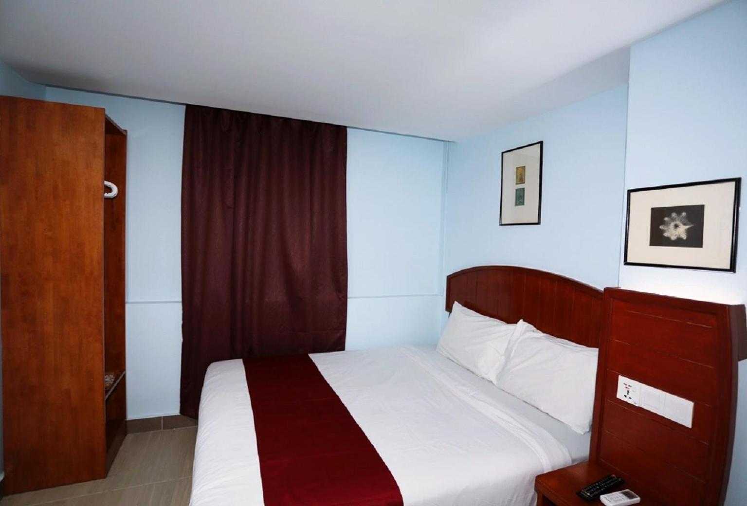 Hotel Orkid Hills At 쿠알라룸푸르 외부 사진