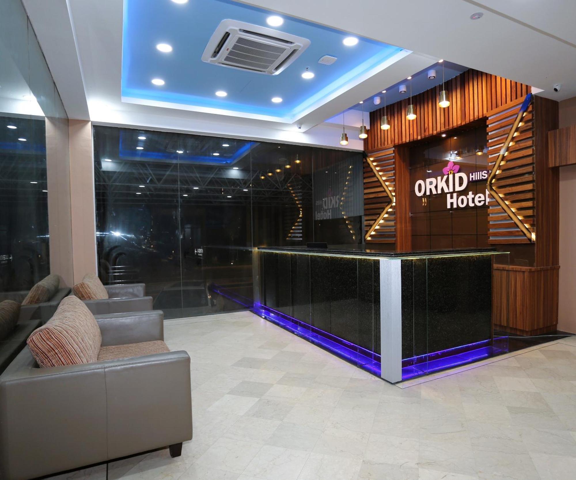 Hotel Orkid Hills At 쿠알라룸푸르 외부 사진