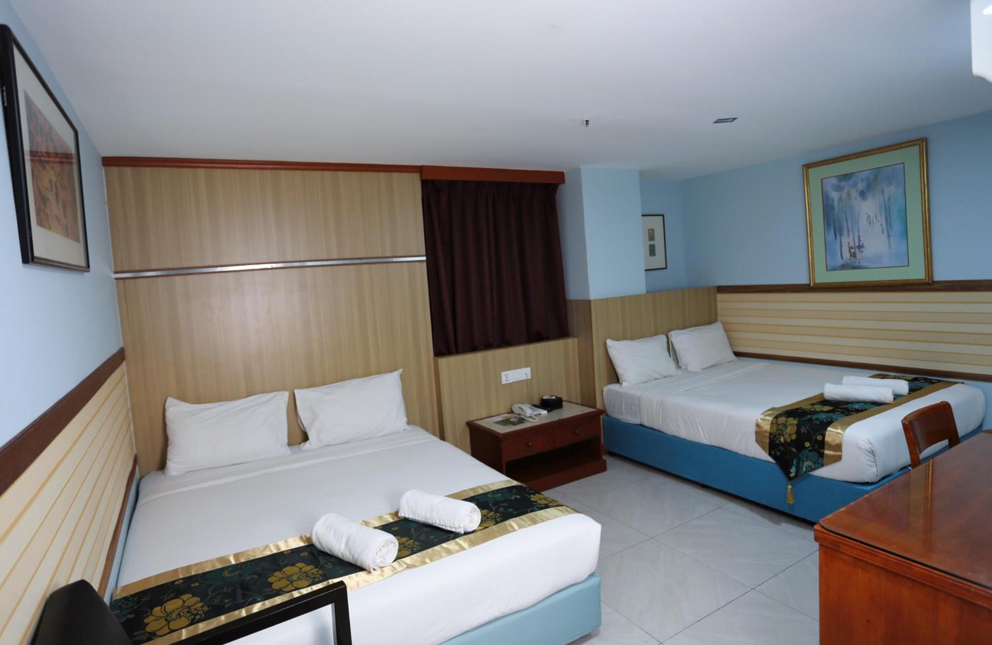 Hotel Orkid Hills At 쿠알라룸푸르 외부 사진