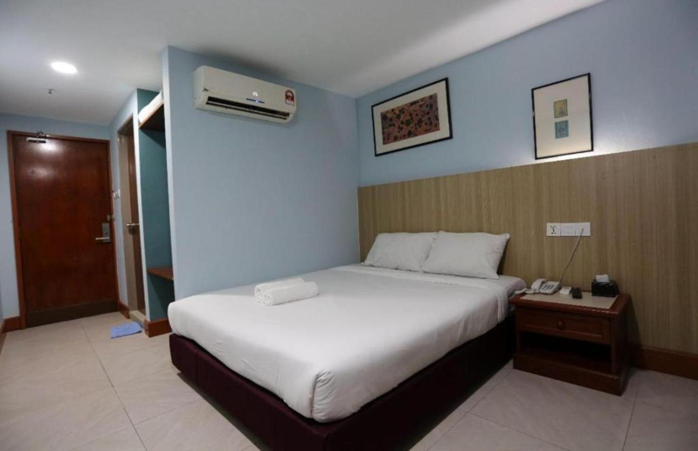 Hotel Orkid Hills At 쿠알라룸푸르 외부 사진